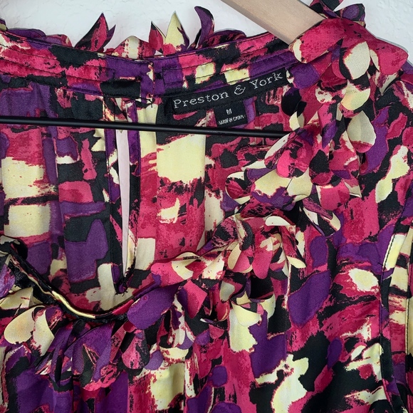 Preston & York Blouse With Ruffled Collar - Picture 4 of 4